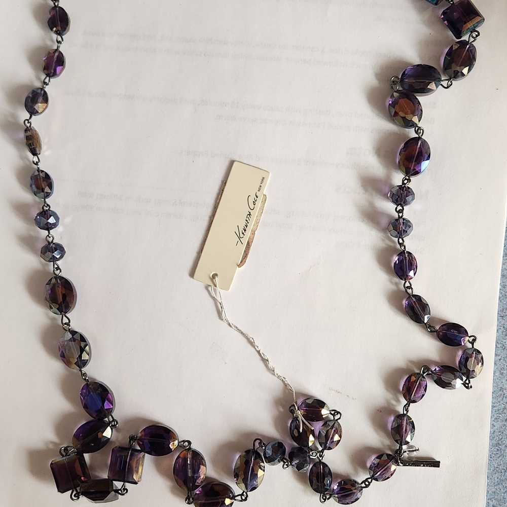 Elegant Purple Beaded Necklace